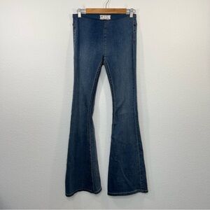 Free People We The Free Penny Pull-On Flare Jeans size 26